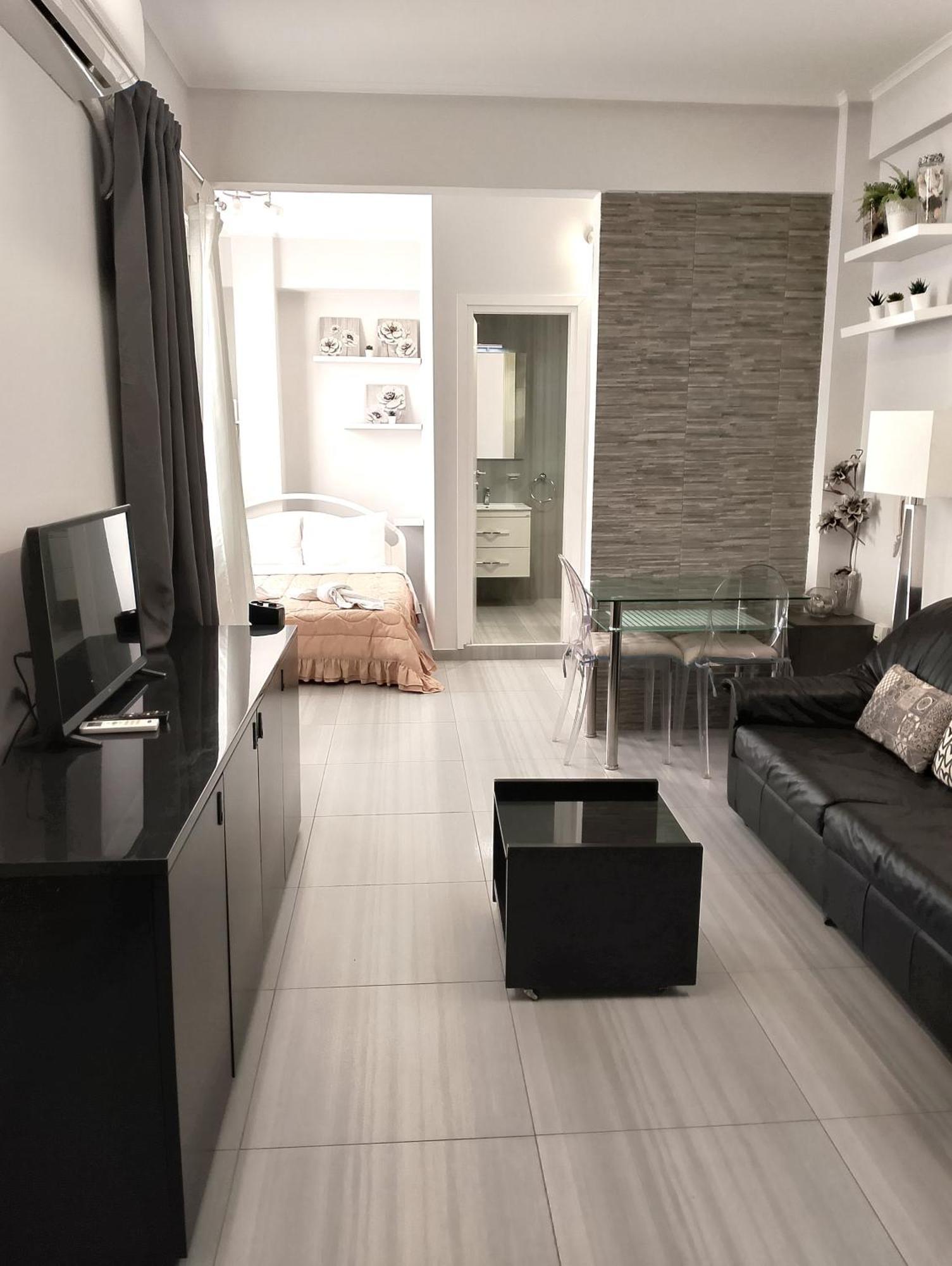 Minimal Downtown A By Mps Apartment Athens