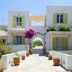 Morpheas Pension Rooms & Apartments