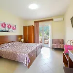 Nina Studios 2