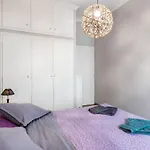 Captivating Holiday Home In Athens With Balcony