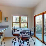 Hood River Hideaway