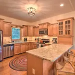 Quiet Riverfront Escape With Deck And Fly Fishing!