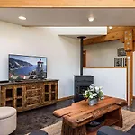 Cedar Point Mercer Lakehouse