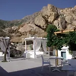 Estia Hotel