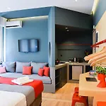 Central44 Omg Casual Suite