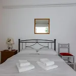 Urban Studio For 2 People In Koukaki Next To The Metro