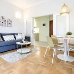 Υour Perfect Choice In Athens - Petralona