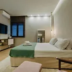 The Luxe Suite Apartment - Tsimiski, Skg