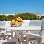 Heart Of Paros Apartments
