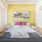 Chic Penthouse For 4 Ppl In Kolonaki