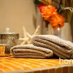 Urban Oasis Homm Studio On Syntagma Square