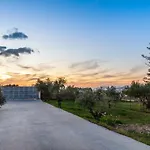 The Koan Amazing Garden Retreat
