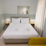 Stylish Studio Apartment - 1 House