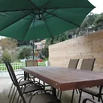 Pares Comfort Apartment