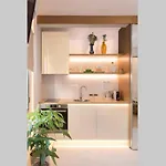 New Luxury Apt- Syntagma Historic Center - Daphne