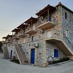 Stoupa Lefktro 1