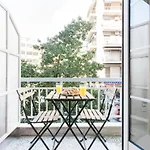 Colorful City-Break Studio In Athens City Center