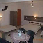 Evanthia'S Apartments