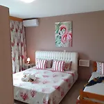 Athanasia Rooms