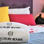 Q Luxury Rooms Paleros