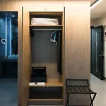 Athens Boutique Pod