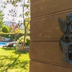 Mounty Island Villas Avra-Calma
