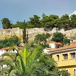 Stylish River Flat, Near The Center And The Beach