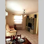 Jilda S Apartment With Private Garden!