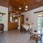 Amalia'S Home