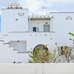 Aegean White Apartments