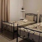 Vakis Apartments 5