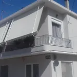 Paris House 1