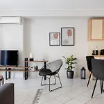 Ideal 1 Bedroom Apartment In Petralona By Upstreet