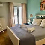 Cozy Apartment Near Metro-Athens View