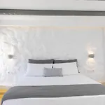 Marina'S Suites