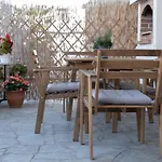 Melanthi Apartment