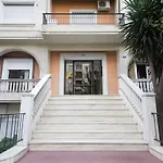 Newly Renovated Studio Downtown Athens!