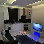 Empreo Serviced Apartments