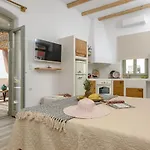 Aegean White Home