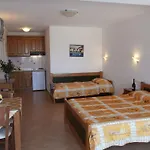 Agnanti Hotel