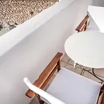 Lavarock Villa