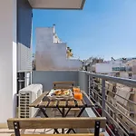 Renovated Studio In Ampelokipoi With City View