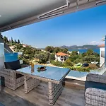 Blue House Luxury Apartment