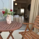 Cozy Luxury Apartment In The Heart Of Athens 8-2