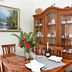 Yianiskari Holiday House
