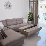 Sunshine Apartment City Center