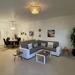 The View Condo No2 'The Emmanuel'