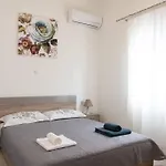 Shen House: Perfect Place For Vocational Travelers
