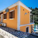Delphinus Villas-Villa Nikitas