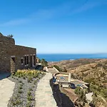 Tinos Dove Suites